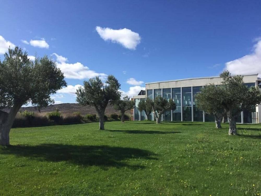 Hotel Balneario De Gravalos Exterior photo